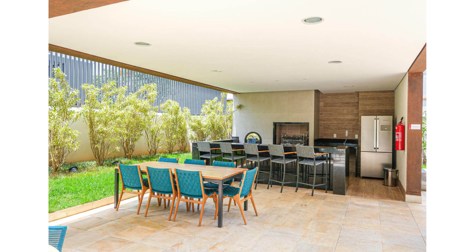 Churrasqueira com Forno de Pizza