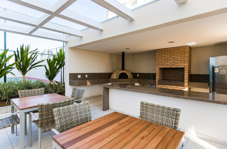 Churrasqueira com Forno de Pizza