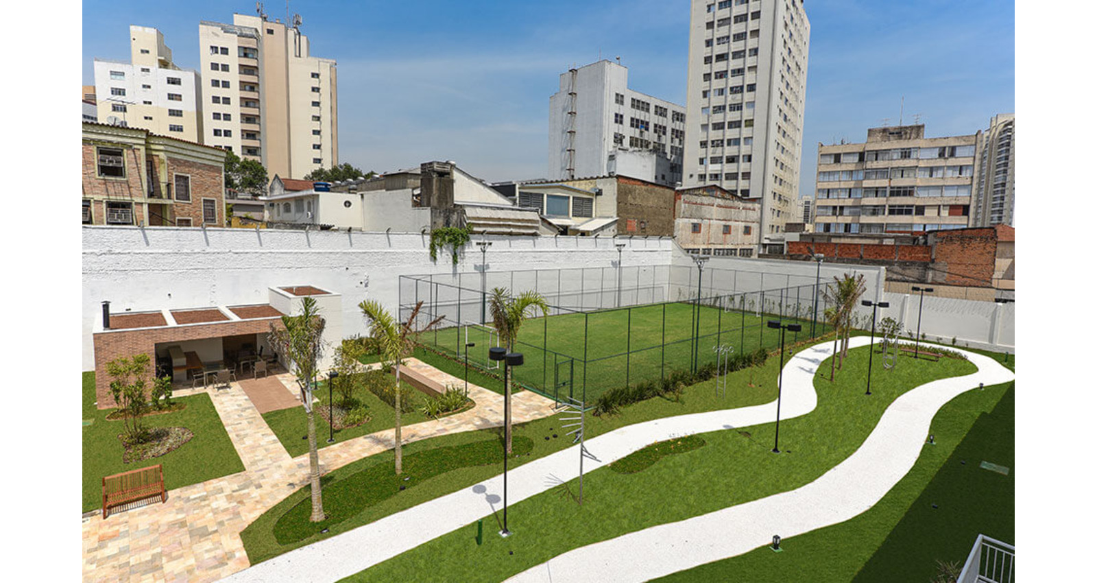 Pista de Caminhada no Piso Lazer